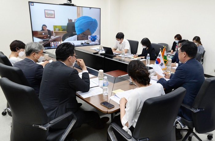 한-인도 CEPA 개선협상 회기간 수석대표 영상회의 이미지