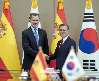 한-스페인 정상회담···“건설·관광 협력 확대” 이미지