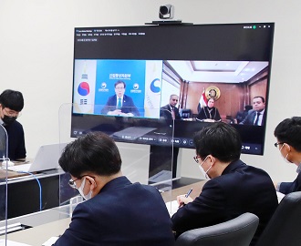 호주, 핀란드, 이집트 등 주요국 통상장관 화상 회담 이미지