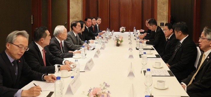 기시다 후미오(岸田文雄) 일본 총리와 한국 재계 간담회 이미지