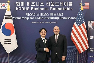 한-미국 조선, 원자력, 항공, LNG, 핵심광물 등 5개 분야 11개 계약·MOU 체결