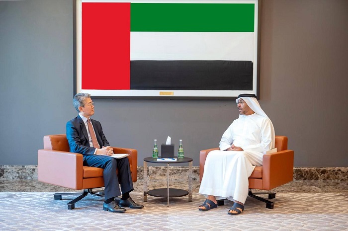 아흐메드 알리 알 사예그 UAE 외교부 국무장관과 김홍균 차관 면담장