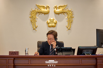 이재명 대통령 취임 후 첫 전화외교