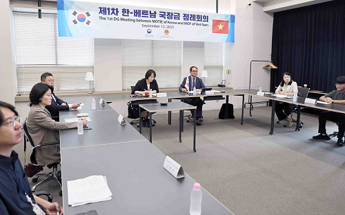 한-베트남 국장급 정례회의 개최: 한국측 모습