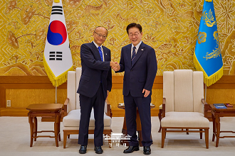 이재명 대통령, 칸다 마사토 ADB 총재 접견