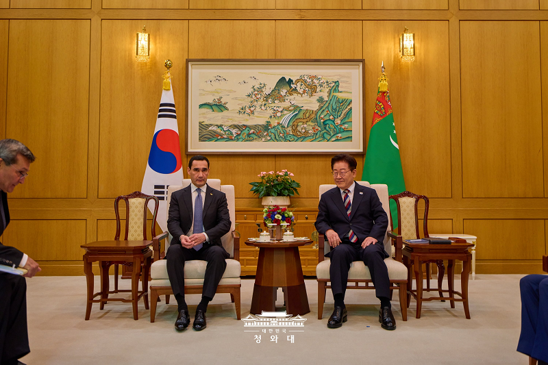 한·투르크메니스탄 정상회담 소인수회담