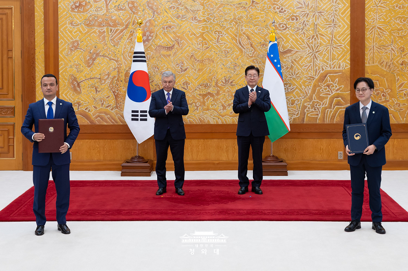 한·우즈베키스탄 협정·양해각서 체결식